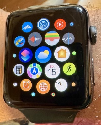 Apple Watch Series 3, Nike+,  42 mm Aluminiumgehäuse, Space grau