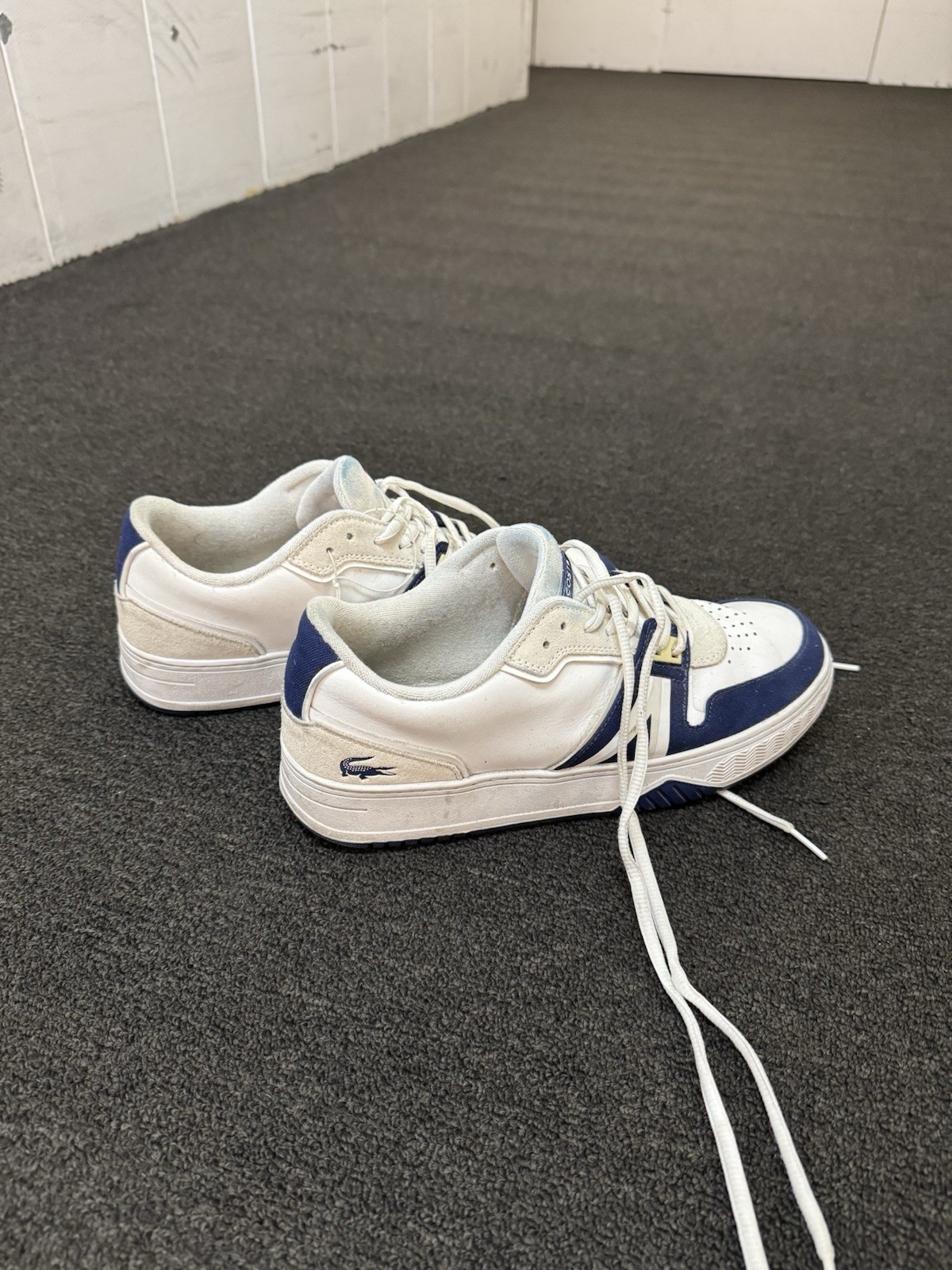 Lacoste L001 Sneakers White Blue Leather Men 9.5 EU 42.5 thumbnail 3