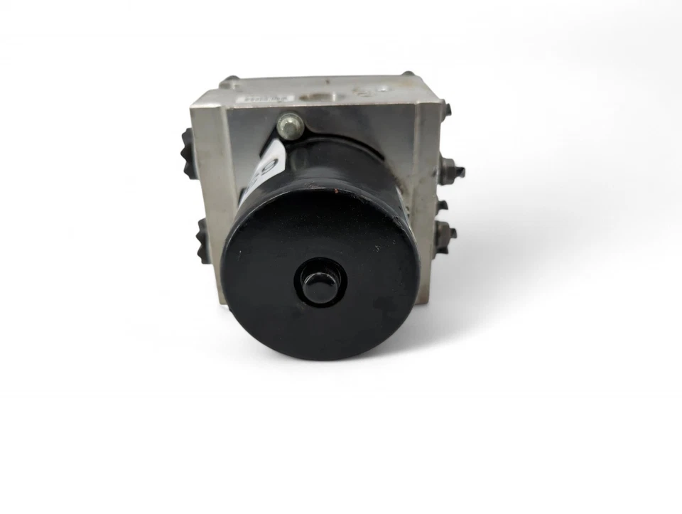 Módulo de control de bomba ABS Volkswagen Passat 2009-2010 OEM Foto 2 de 4