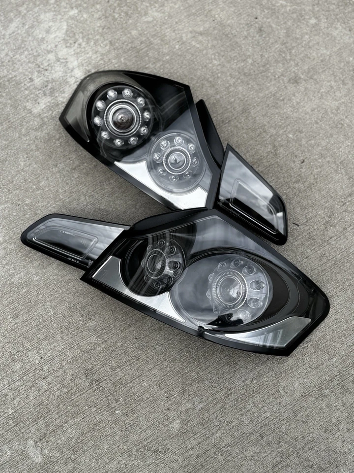 Luces traseras transparentes para sedán Infiniti G37 V36 G35 Q40 06-14 4 puertas carcasas negras Foto 2 de 4