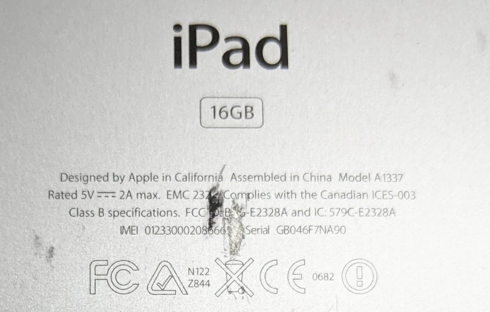 Apple iPad 1st Gen. 16GB For Parts Or Repair Untested - Image 3 of 4