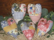 Old Farmhouse Decor 5 Hearts Bowl Fillers Patchwork Calico Fabric Wreath Accents