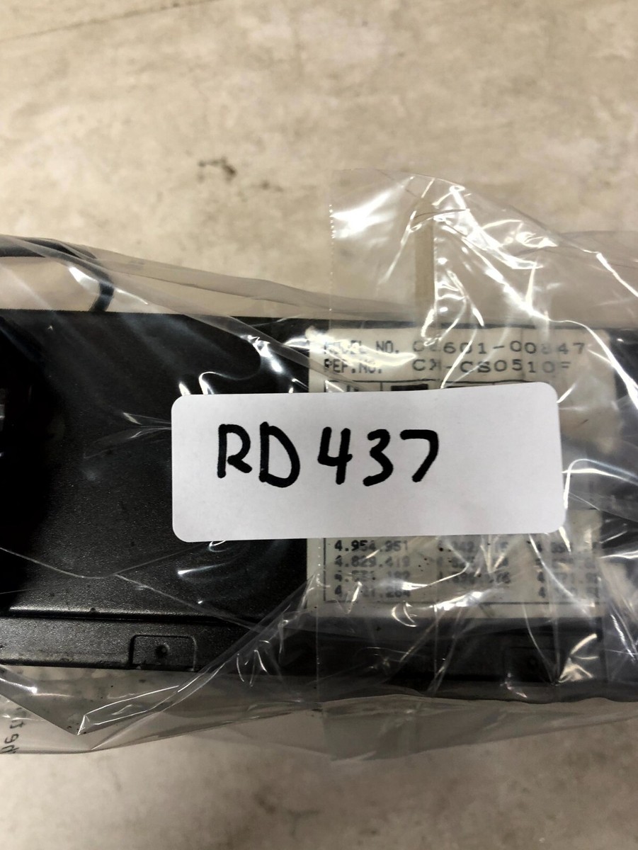 Genuine OEM Toyota 08601-00847 Black 6 Disc CD Changer Fits 1996