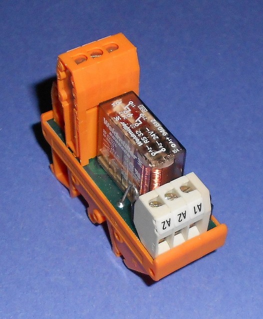 Реле schrack 24v