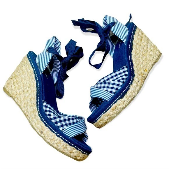 The hotsell bay espadrilles