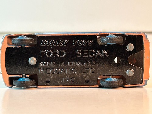 Dinky No. 170, 1950 Ford Sedan, Nice Original - Picture 12 of 13