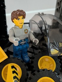 LEGO Jack Stone Res-Q Digger Set 4622 Figure Creative Builders Vault