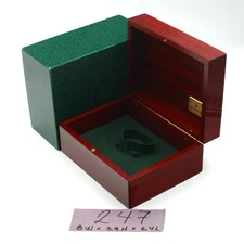 Box Rolex 8W x 3.9H x 6.4L