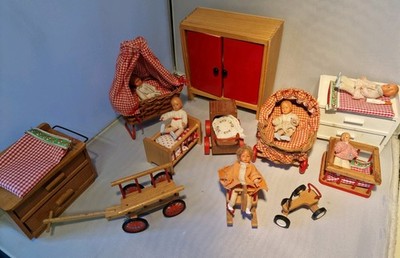Puppenhausmöbel Puppen Biegepuppen Kind Caco Möbel Holz Korb Set Konvolut
