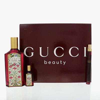 Gucci Flora Gorgeous Gardenia Intense by Gucci 3.3 Oz Eau De Parfum Gift Set for