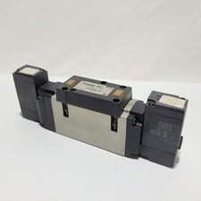 SMC NVFS3400-3FZ Solenoid Valve Base Mount 3-Position Exhaust Center