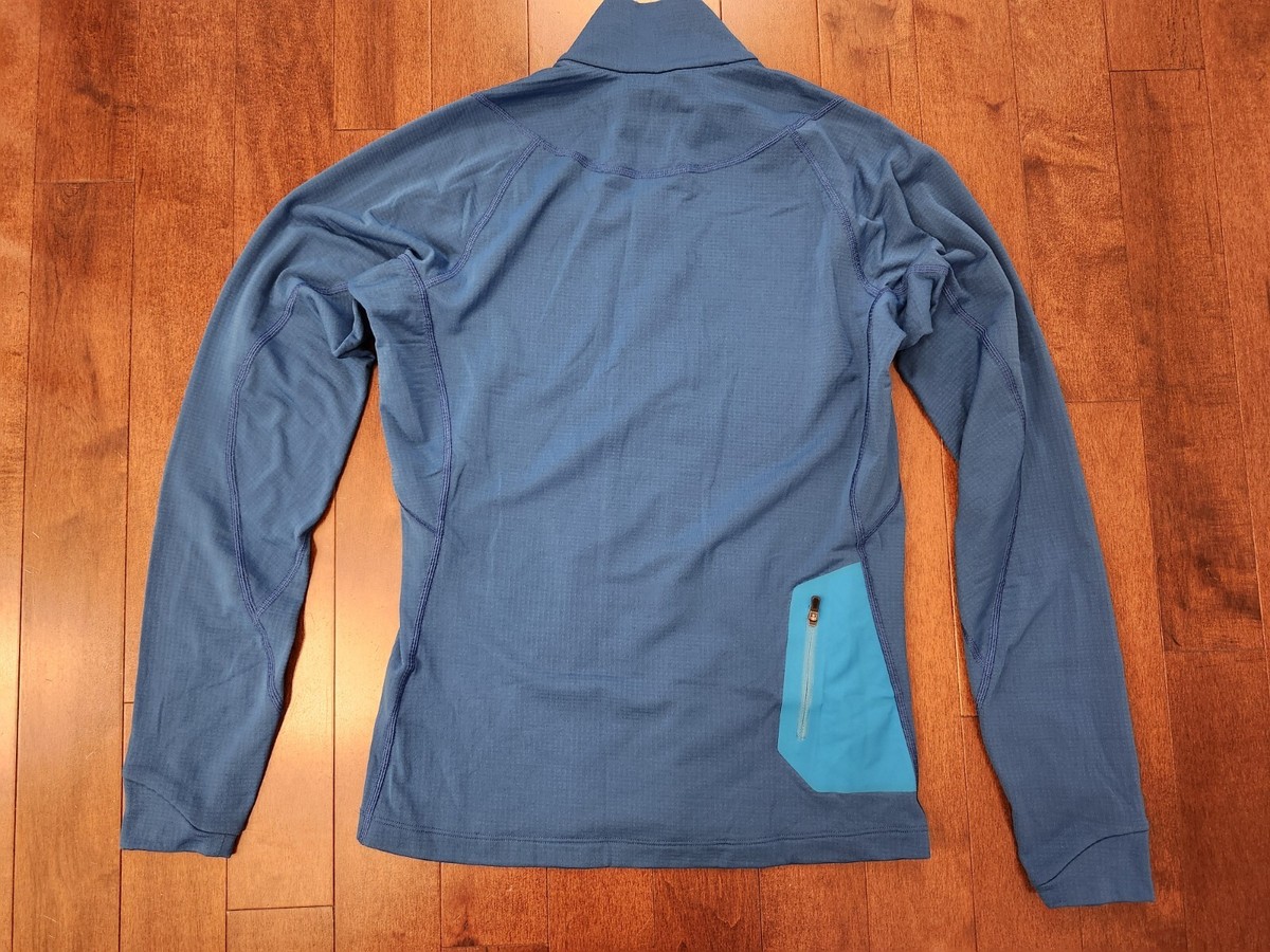Arcteryx men's blue long sleeve half zip pullover top in Arcteryx men's blue long sleeve half zip pullover top in