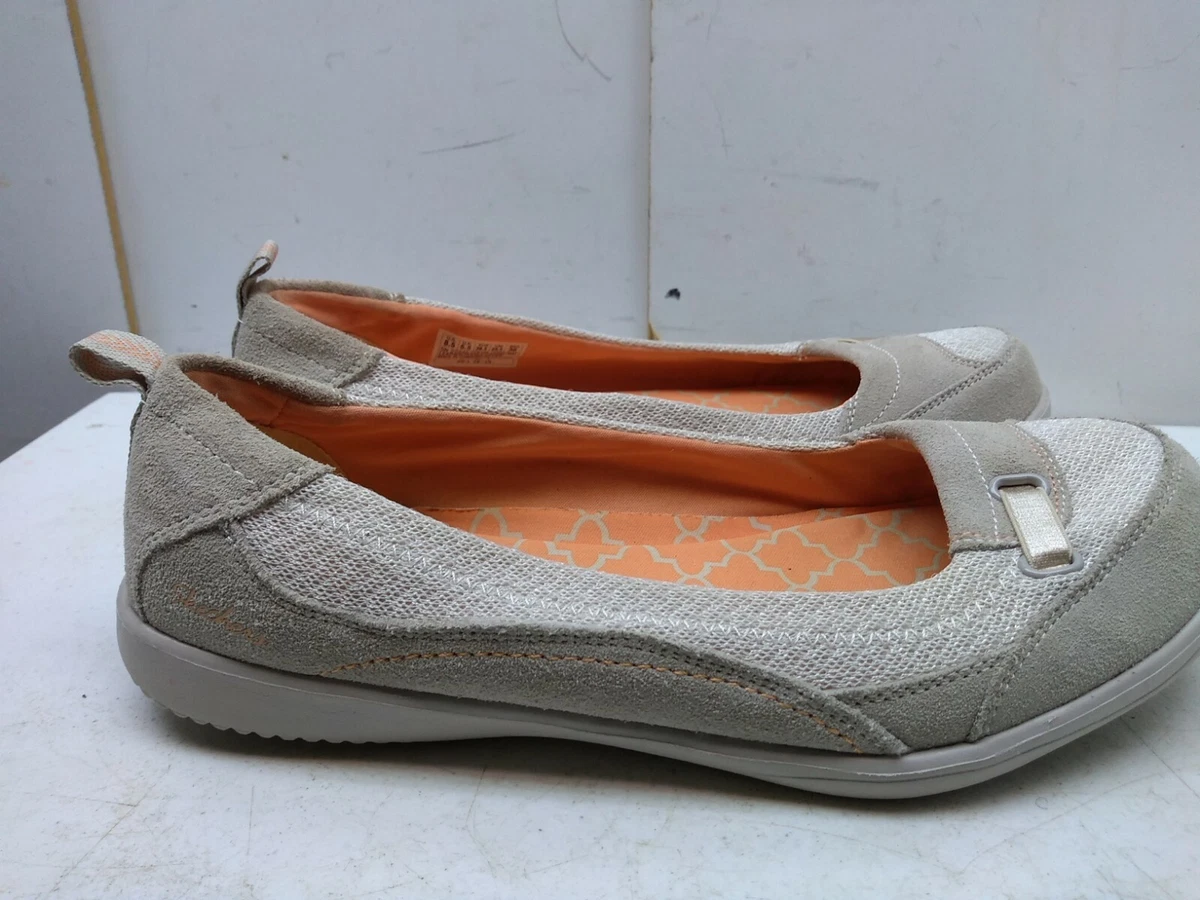 Skechers Women 8.5M 38 5 White Tan Leather Slip On Sneaker Ballet