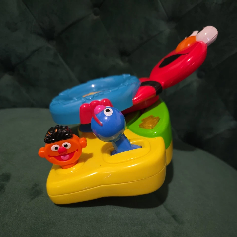 Brinquedo volante motorista Sesame Street Elmo Giggle 'n Go 2006 TESTADO E FUNCIONA - Imagem 2 de 4
