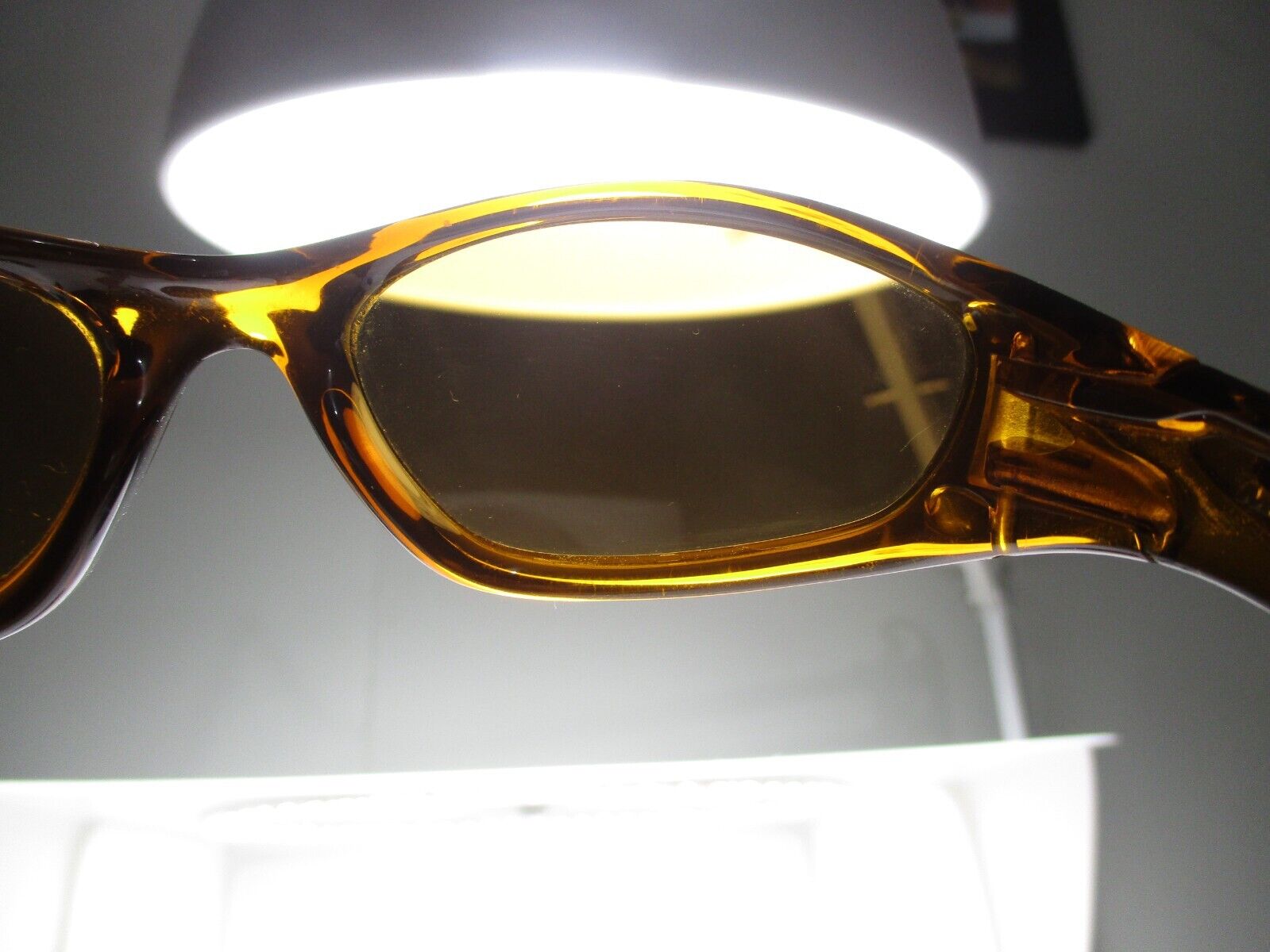 Oakley MINUTE 2.0 Sunglasses 04-516 56mm