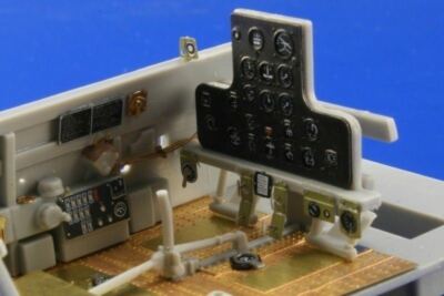 Eduard 32553  x 1/32 Aircraft- P40B Tomahawk Interior for Trumpeter (Painted)