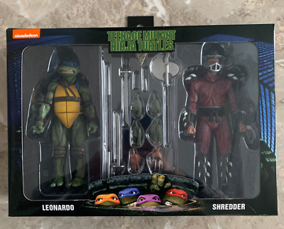 NECA TMNT Leonardo VS Shredder 2 Pack 1990 Movie Rooftop Battle