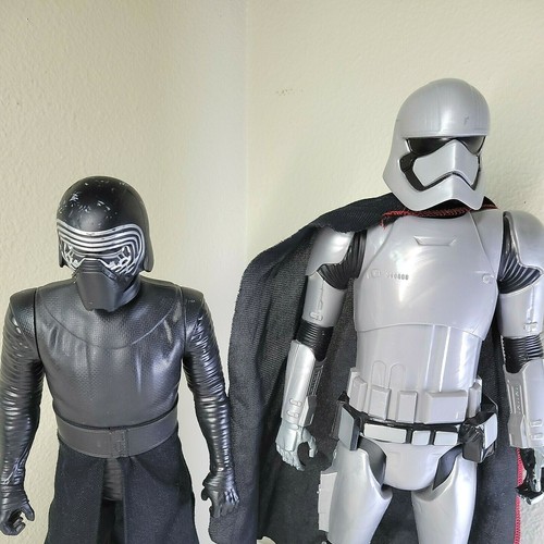 Star Wars Grey Gray 20", Kylo Ren 18" Jakks Pacific Storm Trooper mit Cape 2015 - Bild 2 von 7