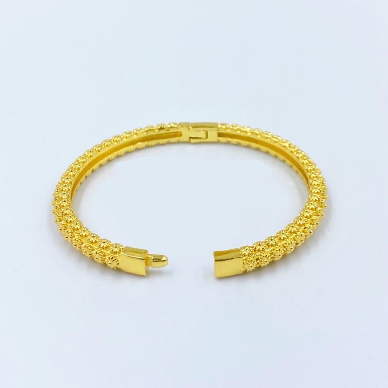 Gold bracelet with Thai flower pattern, plated with real 24K Gold bracelet with Thai flower pattern, plated with real 24K