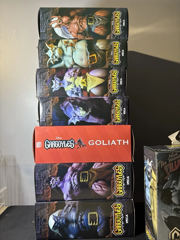 DISNEY GARGOYLES NECA 7 IN ULTIMATE ACTION FIGURE LOT OF 9  NEW FIGURES - Image 4 of 4