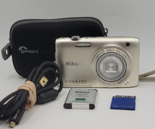 Nikon COOLPIX S3100 14.0MP 5X Optical Zoom Digital Camera Silver Bundle Tested