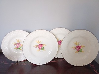 4 x Vintage Alfred Meakin Sammelteller mit geprägtem Rand. Rosendeko