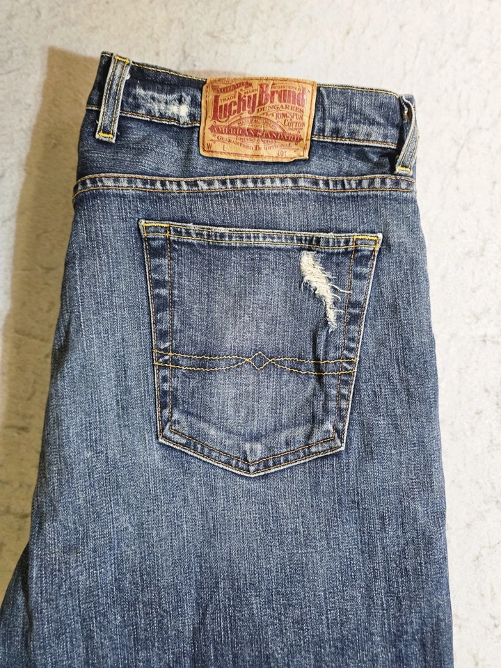 Pantalones de mezclilla azul lavado medio con entrepierna X pierna recta Lucky Brand 38x36 Foto 2 de 4