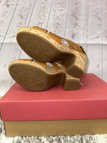 Cobb Hill Women’s Sling Back Heel Alleah, Tan, Size 5.5W, Item 2174cu - Picture 6 of 8