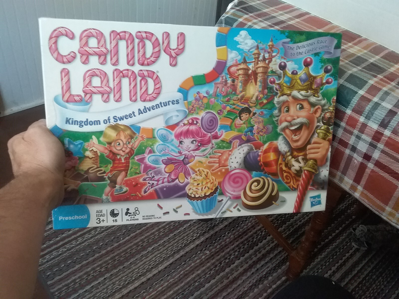 Hasbro Classics, Candy Land The World of Sweets Board Game Pre-School NEW Sealed