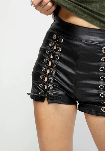 New Women's black Laced leather shorts. Real Soft lambskin Zipper leather Shorts - Picture 5 of 8