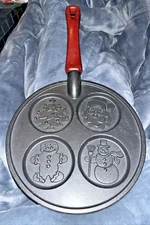 Nordic Ware Nonstick Holiday Christmas Pancake Pan 9" Four 3" Pancake Style
