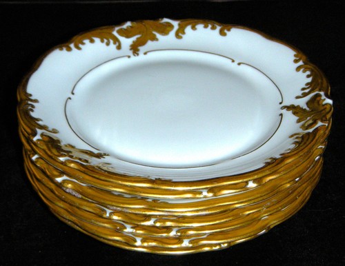 Vintage WALBRZYCH Poland "WLB3" Ornate Heavy Gold Scrolls w/ Black Dinnerware - Picture 26 of 106