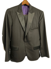 TUXEDO MEN'S BLACK, JACKET 43 CHEST, CUT 29 1/2, SLEEVE 17, PANTS 35 X 29 3/4