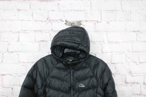 LL Bean Women's Ultralight 850 Down Hooded Jacket Black Size XS Pet - Picture 2 of 12