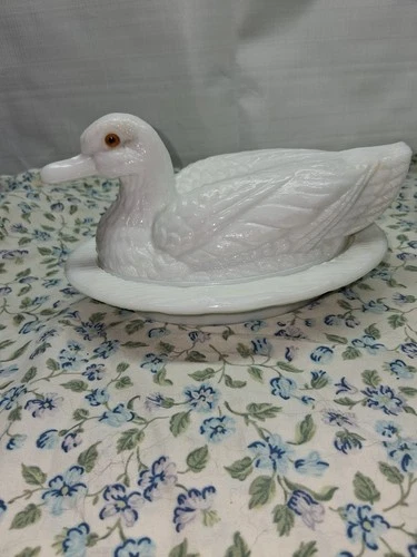 Vintage Westmoreland Milk Glass Duck Covered Dish White Glossy Pressed Glass