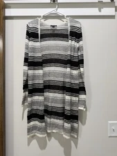 I.N. Studio Women’s Cardigan Size Small 