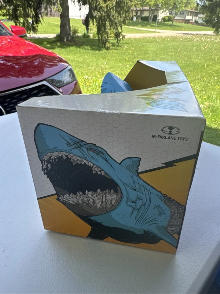 McFarlane Toys RAW 10 FREN-Z Cyber Shark WALMART EXCLUSIVE 12" de comprimento NOVO FECHADO - Imagem 4 de 4