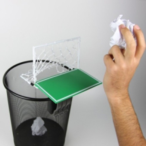 Cage de foot sonore miniature dotée d'un capteur de mouvement pour corbeille de bureau en ABS
