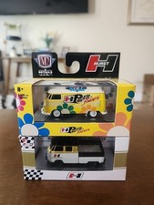 Hurst M2 Machines 1961 Vw Double Cab Truck 1960 Delivery Van 164 Diecast Hurst M2 Machines 1961 Vw Double Cab Truck 1960 Delivery Van 164 Diecast