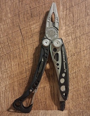 Leatherman Skeletool CX Black 7-in-1 Multi-Tool NEW/Open Box/Display Model