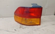 2004 HONDA ODYSSEY 4DR EX QUARTER MOUNTED LEFT SIDE Tail Light 
