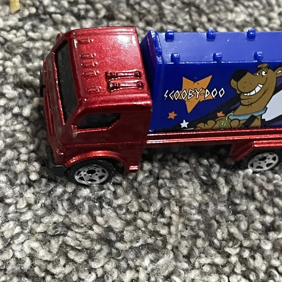 Lote de taxis vintage Matchbox 2004 2003 Scooby Doo Billboard camión Londres Foto 3 de 4