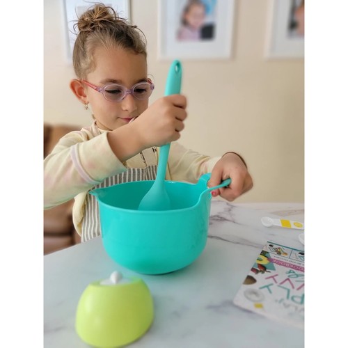 Tovla Jr. Cooking, Baking Mixing Bowl, Pitcher Set for Kids - Real Utensils - Picture 2 of 3