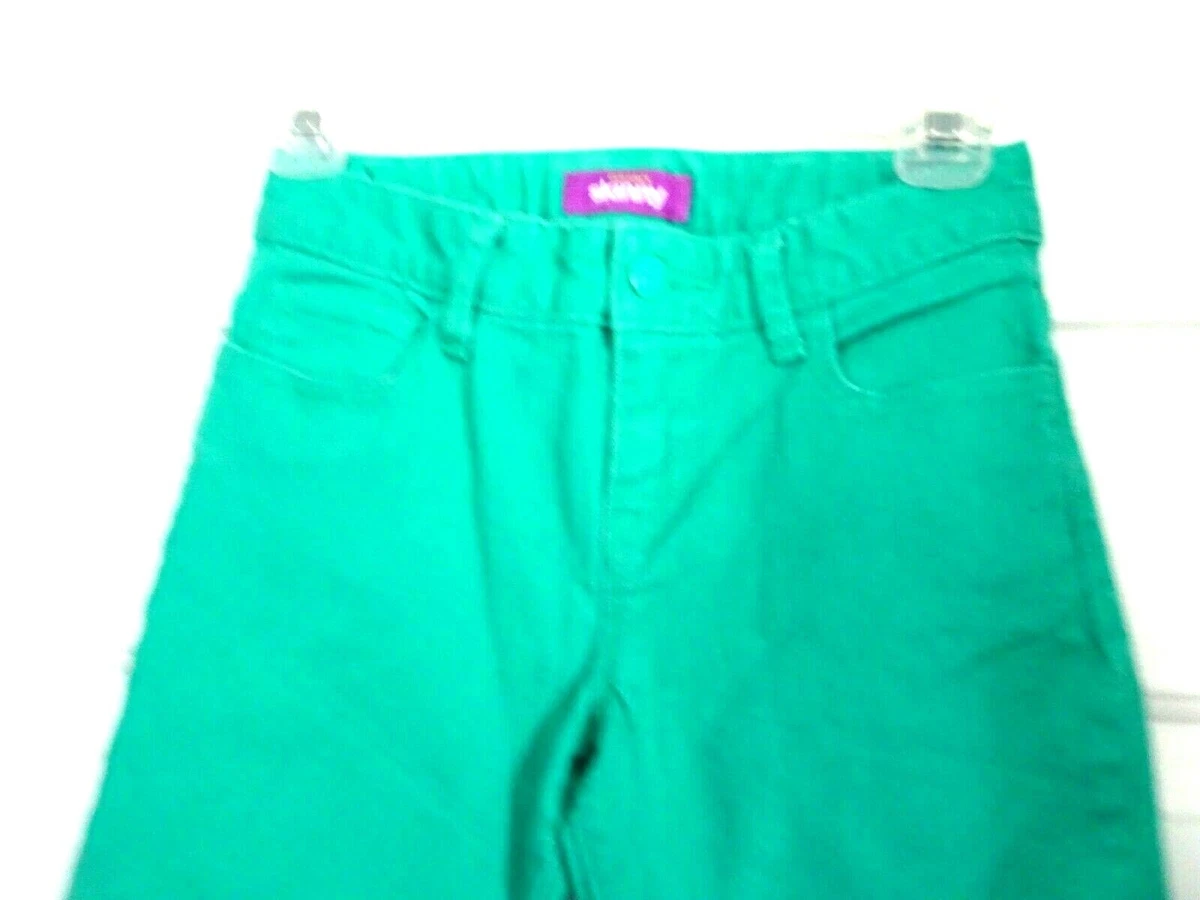 Kelly green capri best sale pants