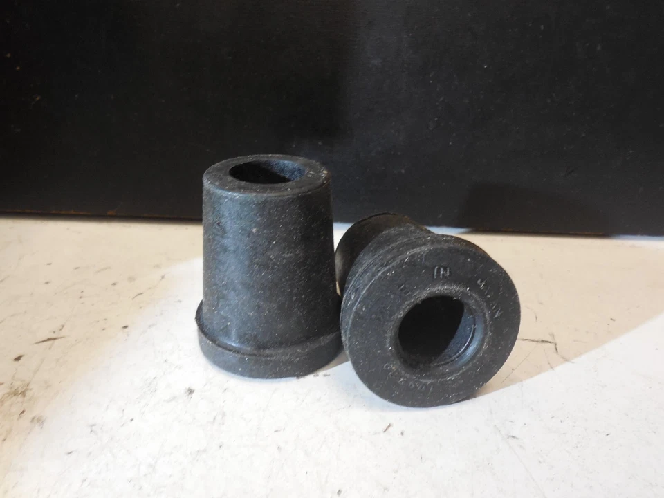 Kit de buje de brazo de control inferior delantero (2) K9179 para flecha Plymouth 79-82 Foto 2 de 4