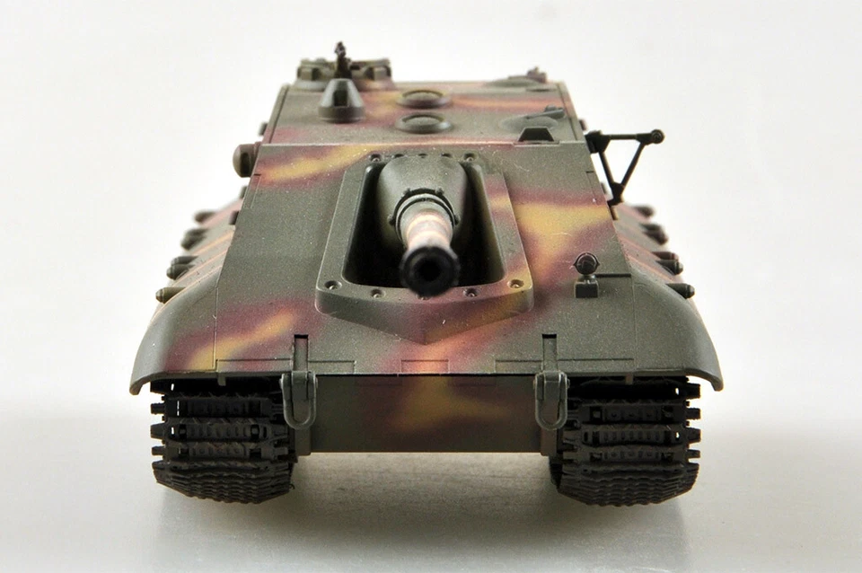 Easy Model 1/72 German Jagdpanzer E-100 Heavy Tank Plastic Finished Model #35123 - Image 4 of 4