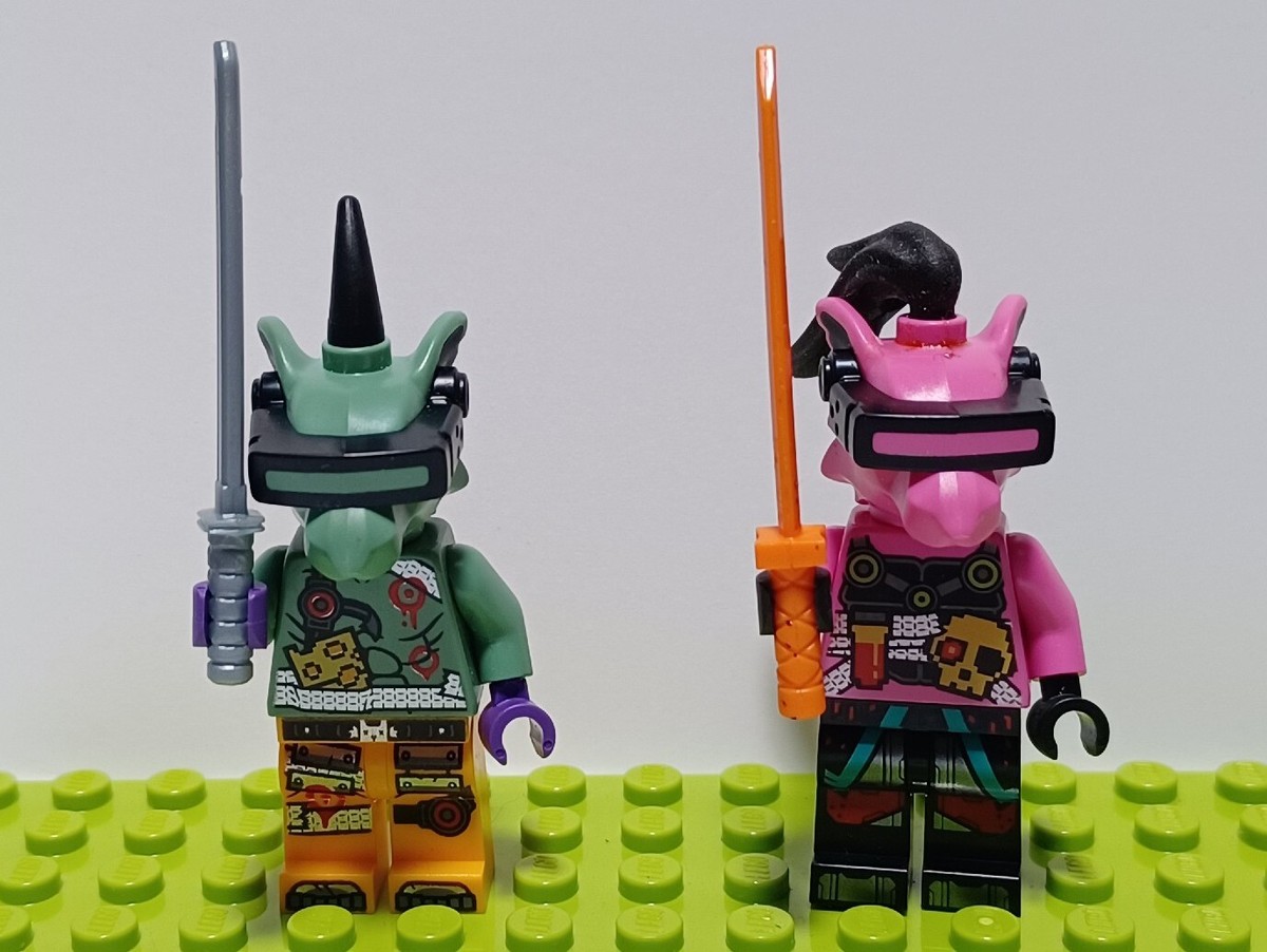 LEGO NINJAGO PRIME EMPIRE RICHIE HAUSNER MINIFIGURE w/SWORDS - Main Image