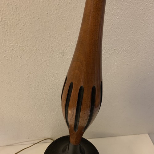 Vintage 1960s MCM Walnut? Teak? Wood & Brass Table Lamp LAUREL? Danish Style - Picture 16 of 24
