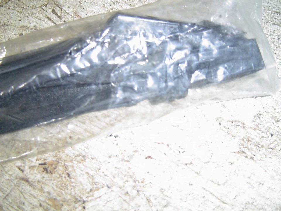 1967 Ford Mustang Front Door run chanals pair - Image 3 of 4