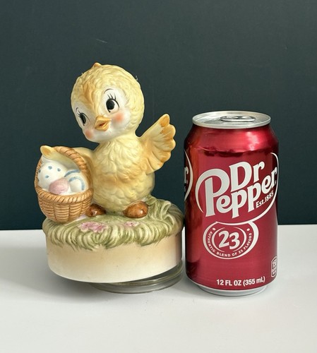 Cute Yellow Easter Chick With Eggs In Basket Music Box Berman & Anderson WORKS - Picture 8 of 11